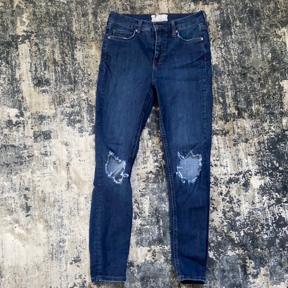 Busted Knee Skinny Jeans